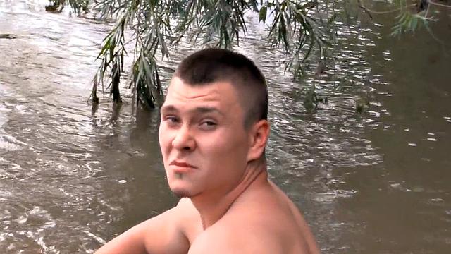 Euro guy accepts gay offer for cash in public outdoor POV