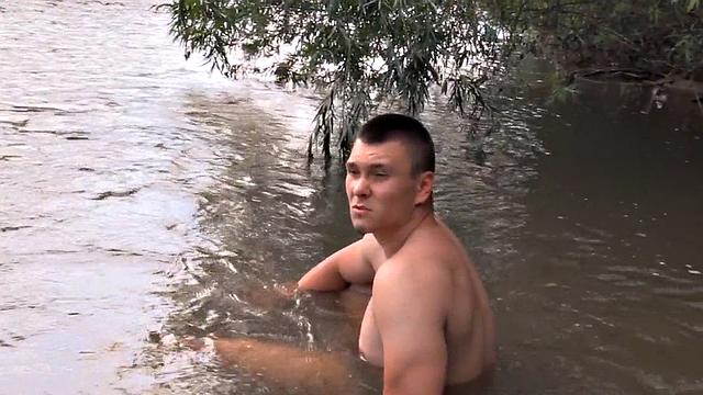 Euro guy accepts gay offer for cash in public outdoor POV