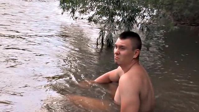 Euro guy accepts gay offer for cash in public outdoor POV