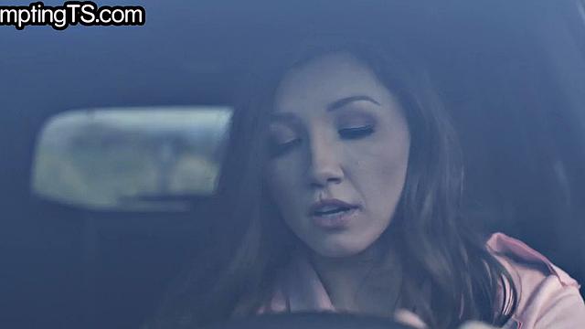 Trans Lesbian Eating Hairy Pussy