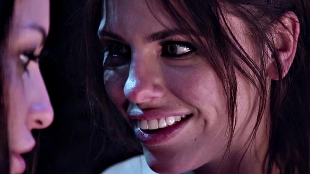 Lesbian teen duo squirt while kissing & fingering each other's trimmed pussies