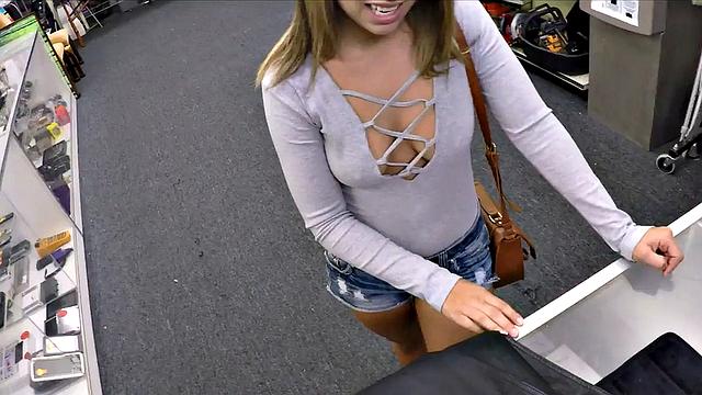 Cute 21yo amateur babe deepthroating in POV