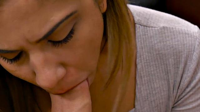 Cute 21yo amateur babe deepthroating in POV