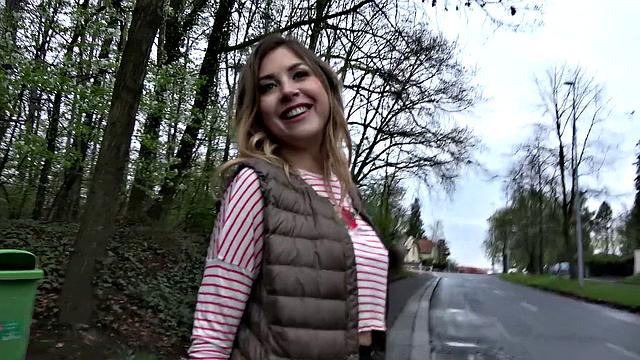 A Russian babe get her pussy pounded in the sun with her bra on!