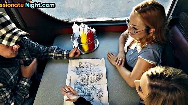 Fantasy cosplay in 3some spoiling lucky guy