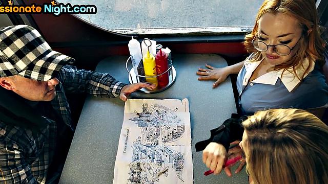 Fantasy cosplay in 3some spoiling lucky guy