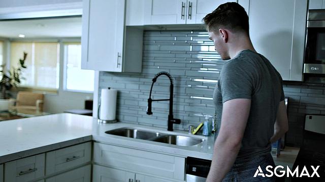 Hot Jocks Get Into Fight That Turns To Rough Gay Sex - Jay Tee, Aiden Ward