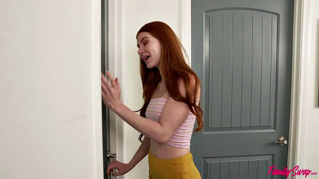 своп-мама срывает штаны при папе и заводит жаркий семейный тройничок