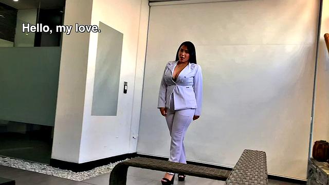 Kim Velez Knows What Men Like