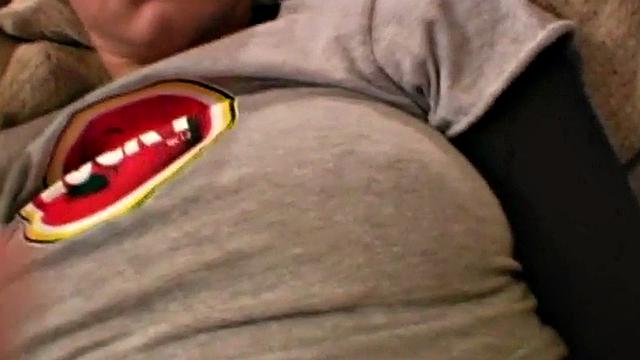 Addison solo teen fingers her pussy