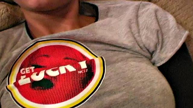 Addison solo teen fingers her pussy