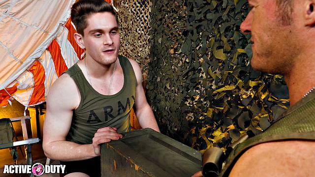 ActiveDuty - Beefy Pax Dicked Down By Muscle Hunk