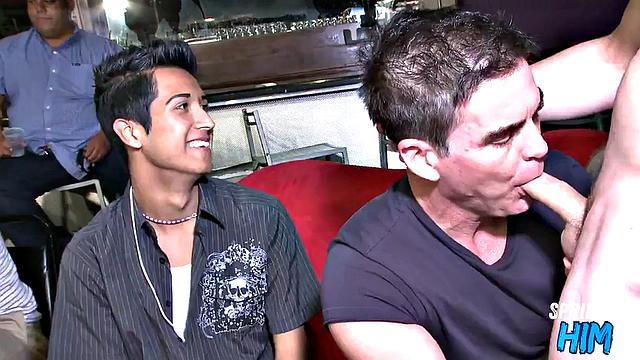 Real amateur party ends in blowjob