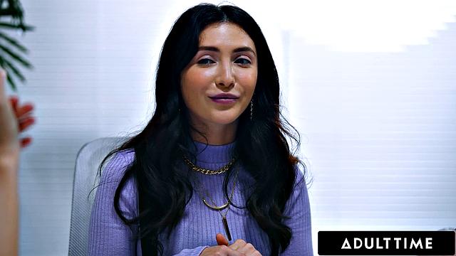 ADULT TIME - Intern Jane Wilde Is Welcomed With Raw Fuck From CEO Jade Venus