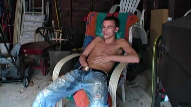 Джаред дрочит, шутит о своих талантах и гордится прибором