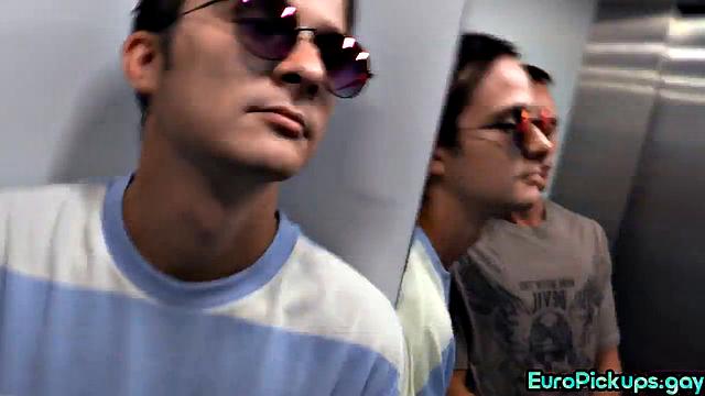 Skinny jocks analfucked in a 3some