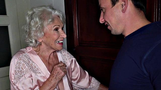 LUSTY GRANDMAS - Horny Granny Gets Her Pussy Fucked Hard By Her Lover