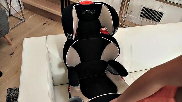 Petite Asian Rides Stiff Cock In Hardcore Sex Action