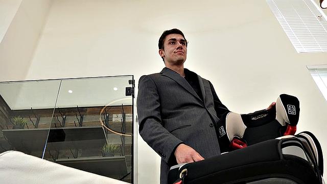 Petite Asian Rides Stiff Cock In Hardcore Sex Action