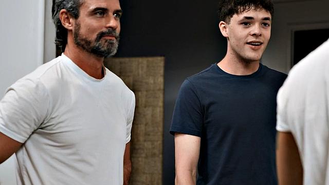 Dirty gay studs love threeway in anal hole