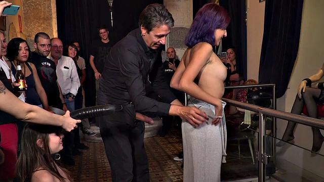 Public fucking & spanking for teen in stockings & choker - 3some with a smile!