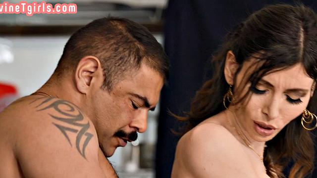 Food fetish TS waitress gets fucked in restaurant