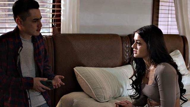 Alternative stepsis with pierced tits riding cock