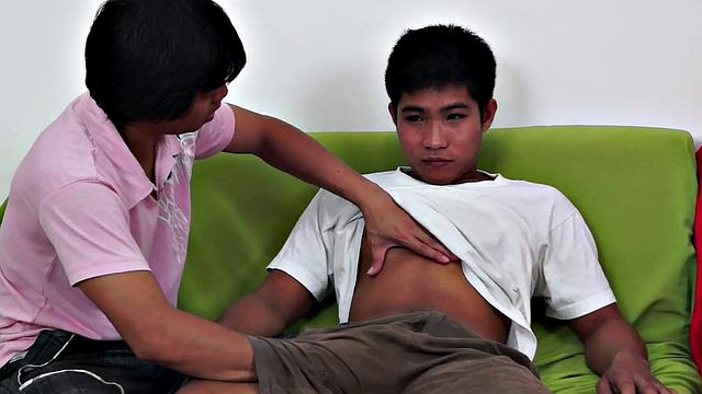 Asian hairy twink cums after barebacking by his BF