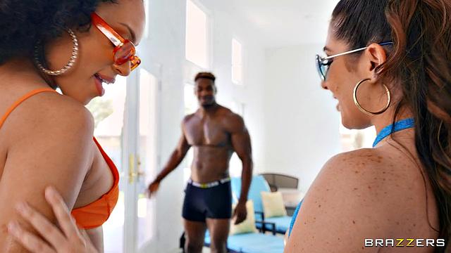 Киэра Крофт и Даймонд Бэнкс устраивают жесткий анальный сквирт с Jax Slayher на пляже, все мокрые и безумные оргазмы!