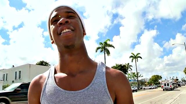 Watch this tattooed white dude take a hard pounding from a hot ebony babe in the great outdoors