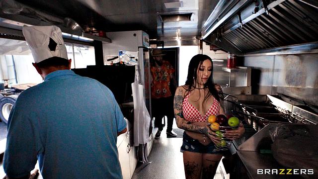 Food Truck Serves Big Oiyl Dish