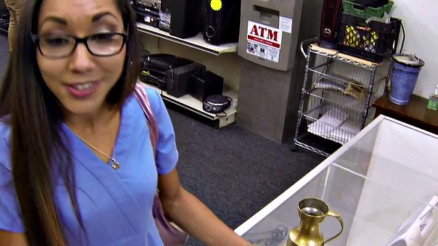 Pawnshop customer enjoys sucking dick b4 getting facialized