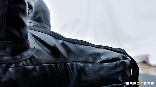 Kick & Face Sit With Double Dick