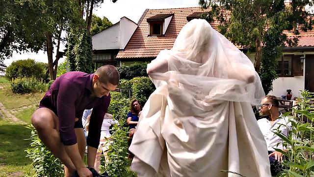 BRIDE4K. Runaway Husband