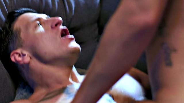 Athletic stud fucks asshole on couch after movie