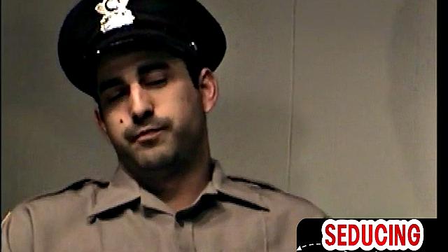 Str8 police seduced by BJ gaydaddy at home for oral sex