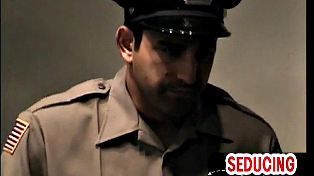 Str8 police seduced by BJ gaydaddy at home for oral sex