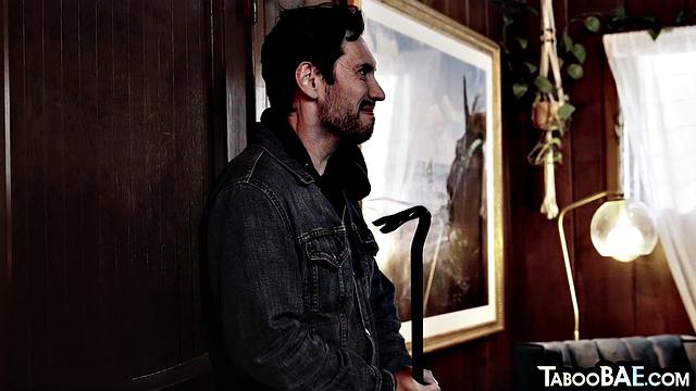 Big ink babe gets pounded by man