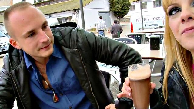 Public 21yo dirty bae fucked outdoors in shaved pussy