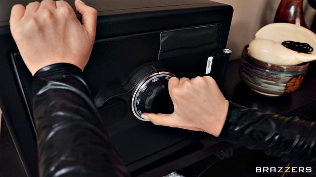 Best ZZ - Angela White