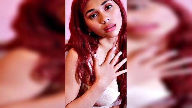 рыжая milf в розовом: показывает класс и забывает про приёмы у врача