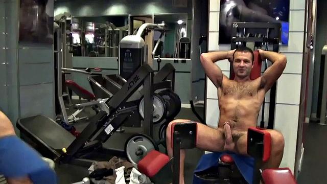 Twink gym beginner gets barebacked 3some with gymbros.