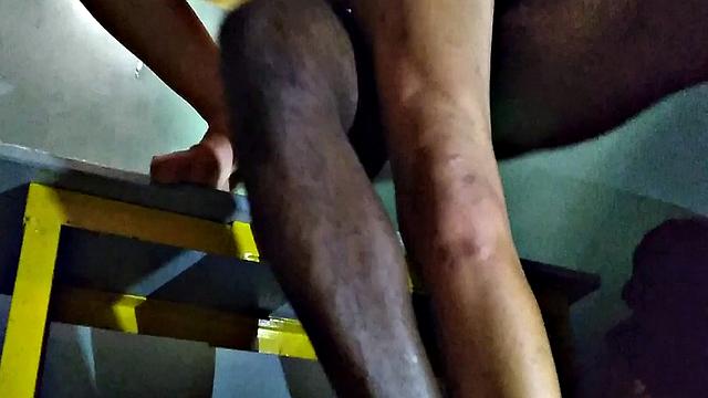 A smoking-hot Latina with brown hair give head & blow in the train