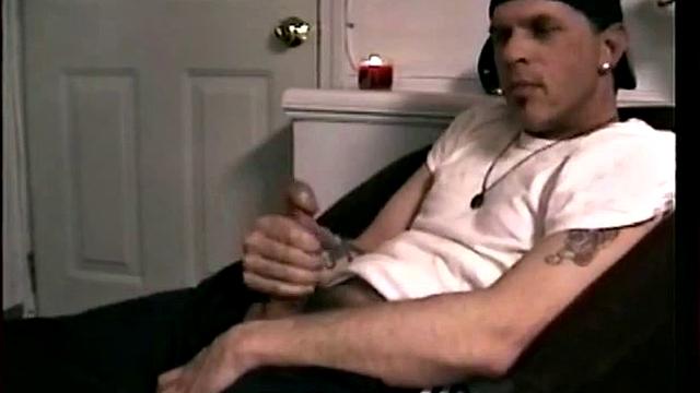 Straight Dino Gives Head