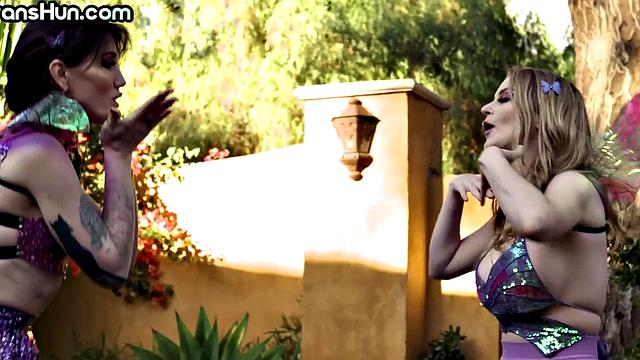 Cosplay Trans Hunn Bangs Babe After Muffdiving