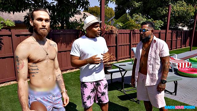 Элана Bunnz устраивает жаркую оргию с друзьями мужа на вечеринке