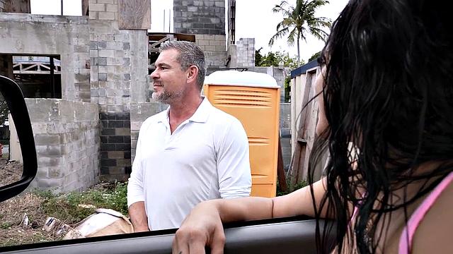 Picked up straight DILF fucks jock in public outdoors