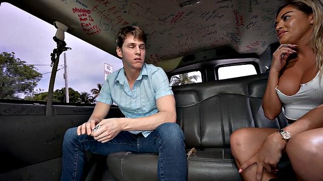 Pulled straight amateur stud fucks in public van outdoor