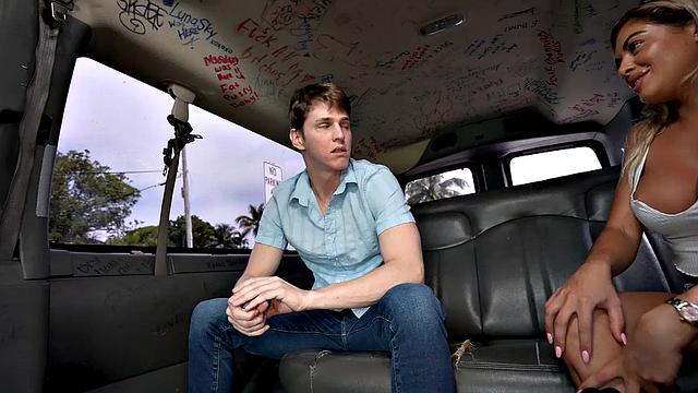 Pulled straight amateur stud fucks in public van outdoor