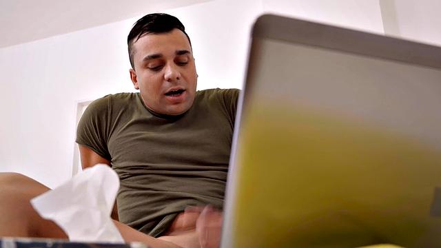 Bigbooty MILF bae fucked in doggystyle by big white dick